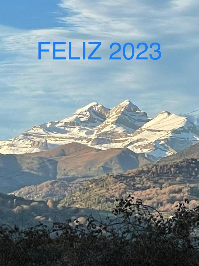 Casa Rural " El Retiro" Laspuna Luaran gambar