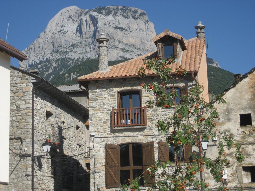 Casa Rural " El Retiro" Laspuna Bilik gambar