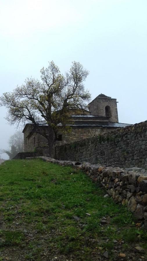 Casa Rural " El Retiro" Laspuna Luaran gambar